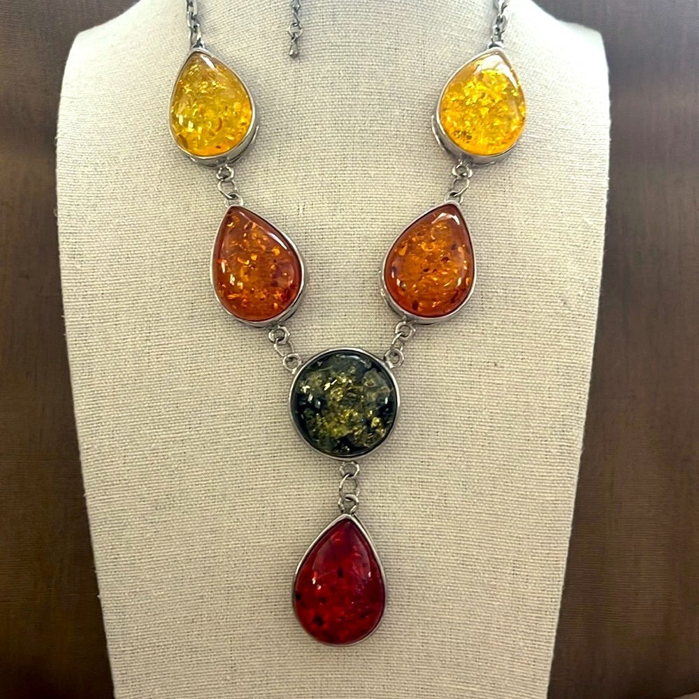 Teardrop Necklace Faux Baltic Amber in Fall Colors Sun Catching Multicolor Beads - Picture 3 of 8